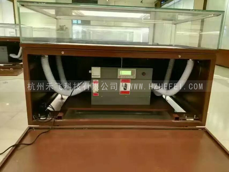 展柜專用恒溫恒濕機使用現(xiàn)場